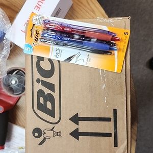Box of 18 Bic colored pens.